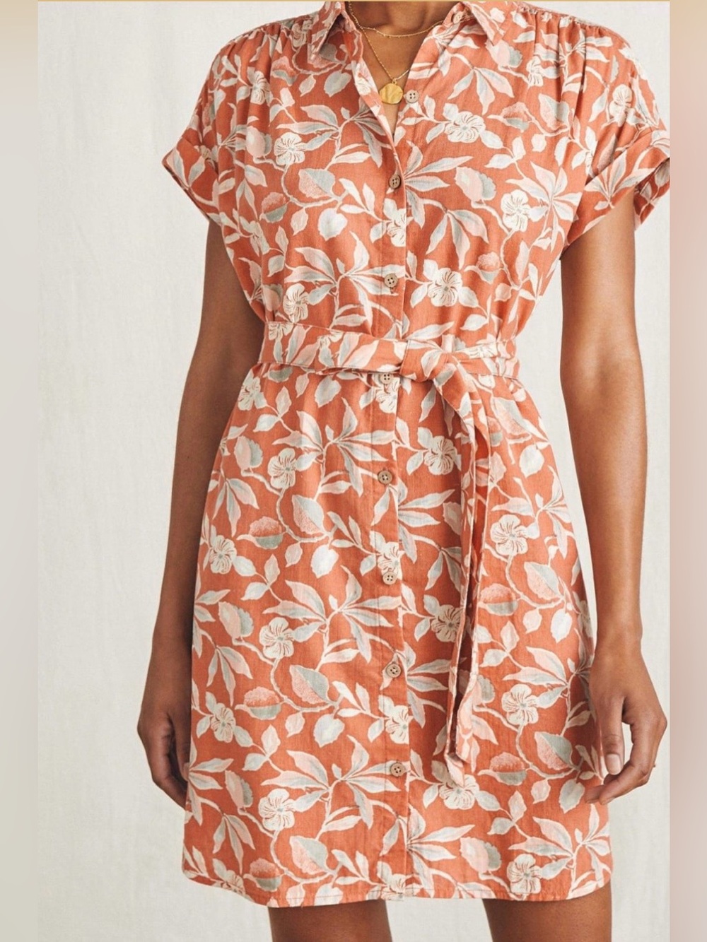 Faherty Breeze Shirtdress in Ginger Floral size S